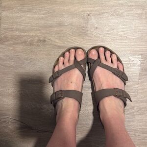 Birkenstock Mayari Sandal